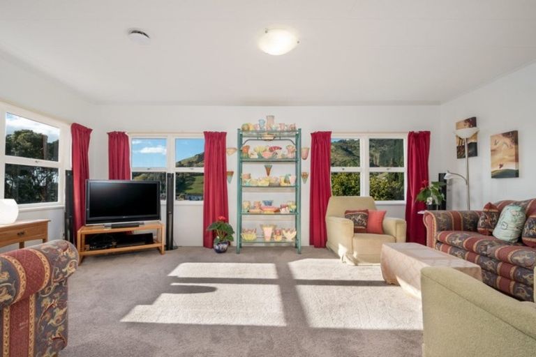 Photo of property in 45 Tui Glen Road, Atawhai, Nelson, 7010