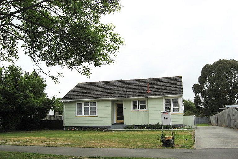 Photo of property in 20 Earnslaw Crescent, Bryndwr, Christchurch, 8053