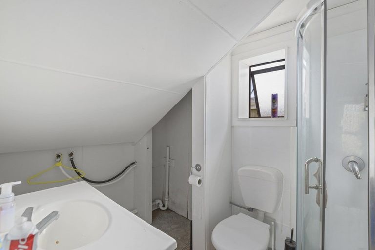 Photo of property in 56 Middlepark Road, Sockburn, Christchurch, 8042