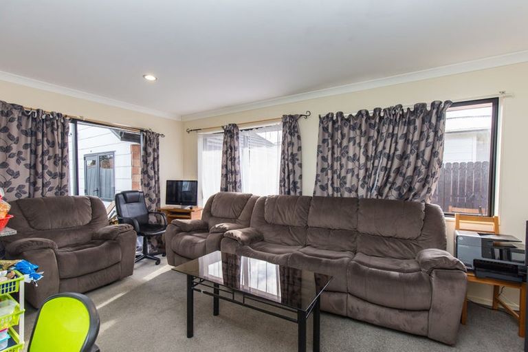 Photo of property in 11 Tiari Place, Mangere East, Auckland, 2024