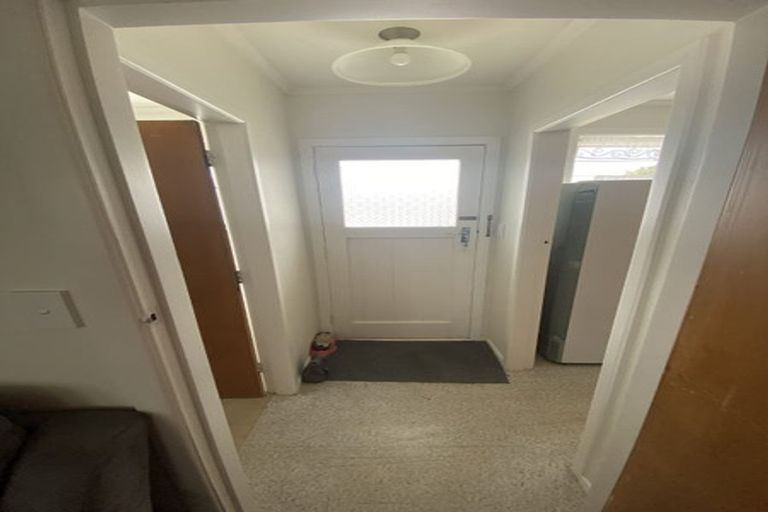 Photo of property in 62 Seddon Street, Wallaceville, Upper Hutt, 5018