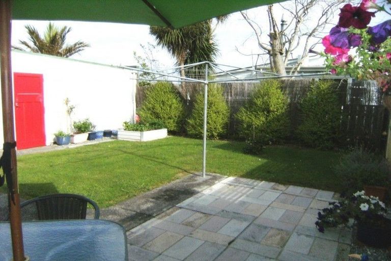 Photo of property in 55 Queenwood Road, Levin, 5510