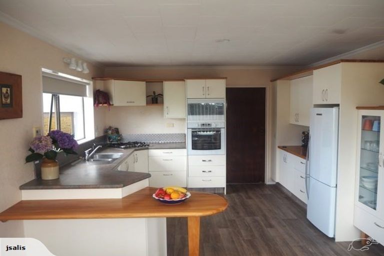 Photo of property in 8 Glamis Avenue, Bell Block, New Plymouth, 4312