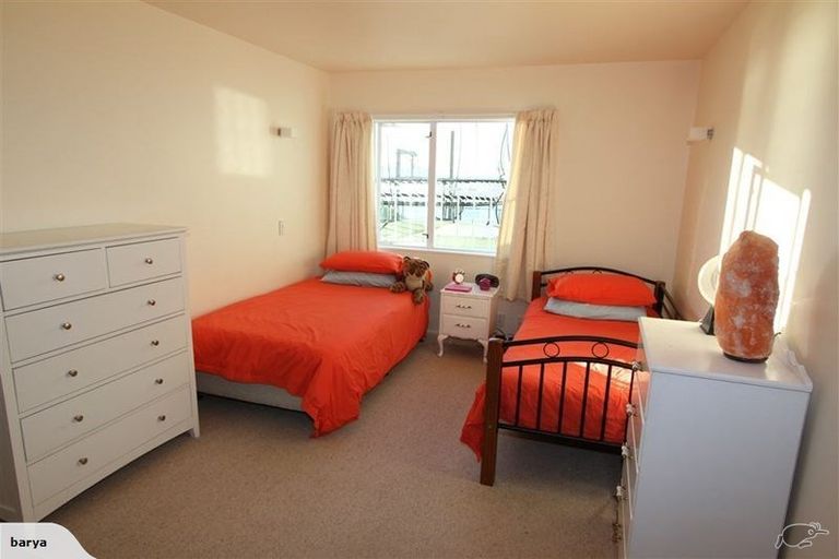 Photo of property in 152 Saint Andrews Road, Plimmerton, Porirua, 5026