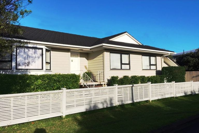 Photo of property in 3 Mountain View Mews, Mount Wellington, Auckland, 1060