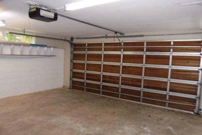 Photo of property in 10 Nepal Place, Khandallah, Wellington, 6035