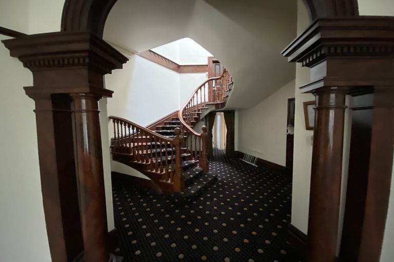 Photo of property in One Royal Tce, 1 Royal Terrace, Dunedin Central, Dunedin, 9016