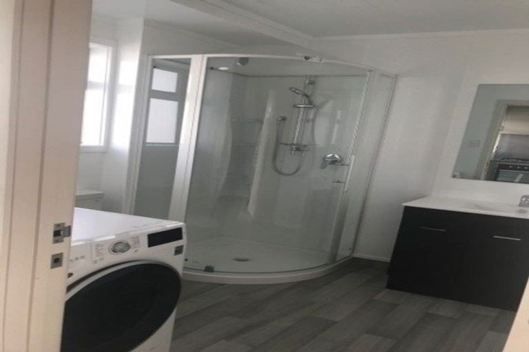 Photo of property in 1 Somerset Street, Frankton, Hamilton, 3204