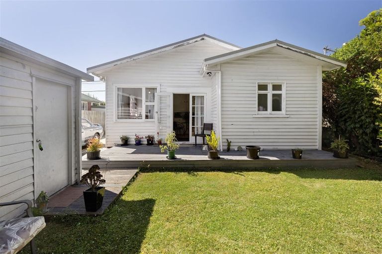 Photo of property in 19 Randolph Street, Woolston, Christchurch, 8062