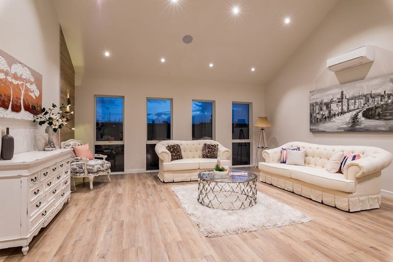 Photo of property in 5 Gemscott Crescent, Huapai, Kumeu, 0810