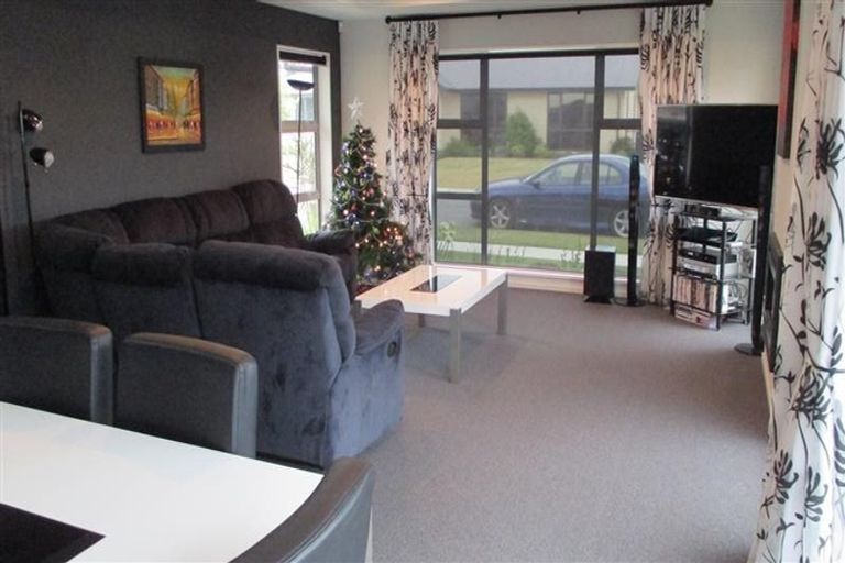 Photo of property in 25 Rossall Crescent, Rolleston, 7615