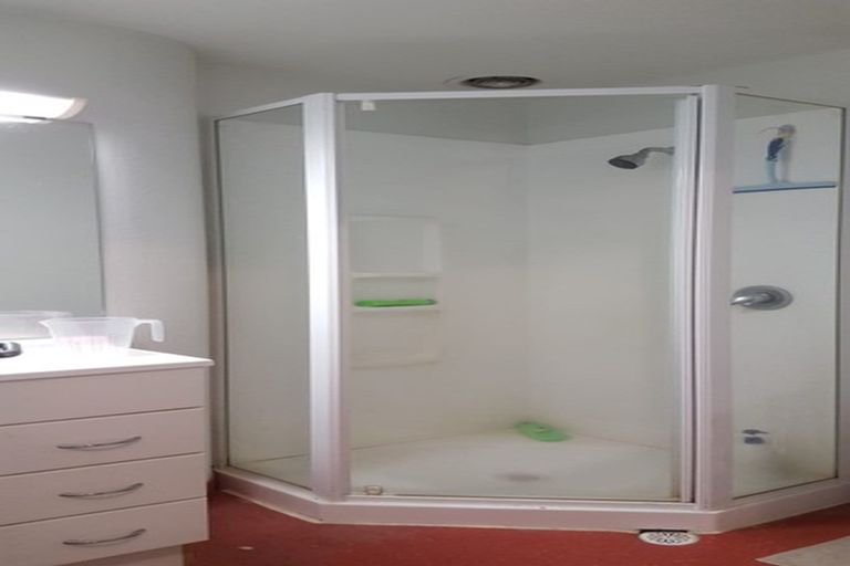 Photo of property in Viccentral, 169 The Terrace, Wellington Central, Wellington, 6011