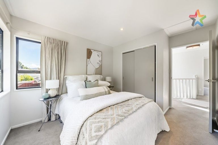 Photo of property in 2/27 Mawson Street, Waiwhetu, Lower Hutt, 5010