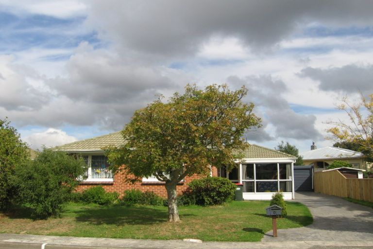 Photo of property in 1 Snell Grove, Clouston Park, Upper Hutt, 5018