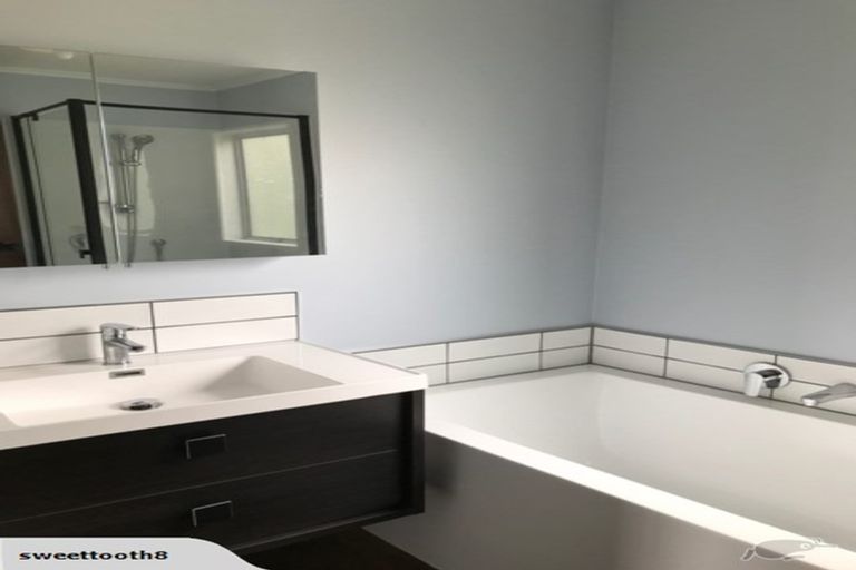 Photo of property in 6 Cranberry Place, Bucklands Beach, Auckland, 2012