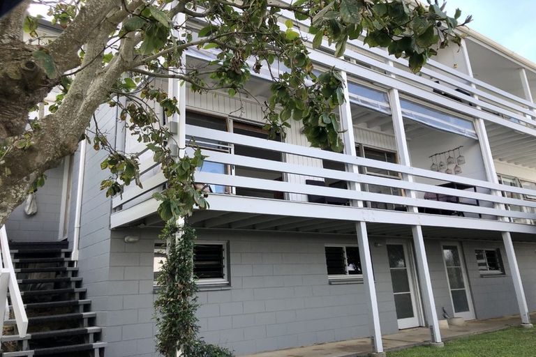 Photo of property in 6/66 Victoria Road, Devonport, Auckland, 0624