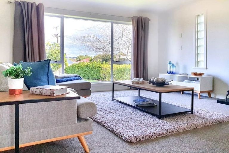 Photo of property in 6 Birdwood Road, Pukekohe, 2120