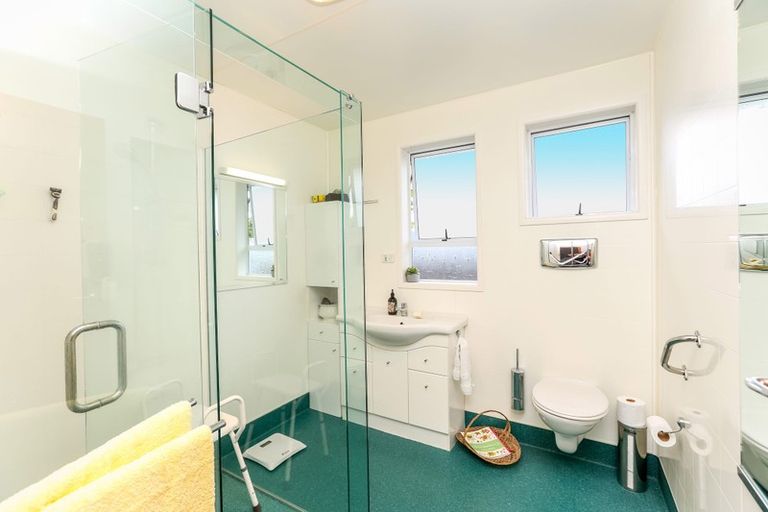 Photo of property in 9 Belair Avenue, Blagdon, New Plymouth, 4310