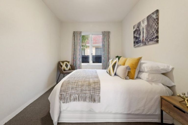 Photo of property in 82 Glenfield Crescent, Mairehau, Christchurch, 8052