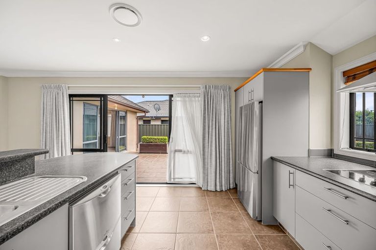 Photo of property in 5 Russell Robertson Drive, Havelock North, 4130