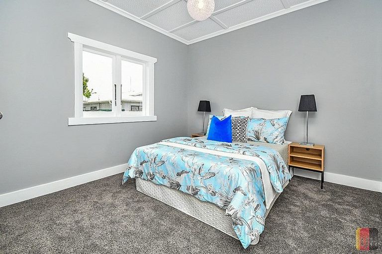 Photo of property in 1/24 Great South Road, Papakura, 2110