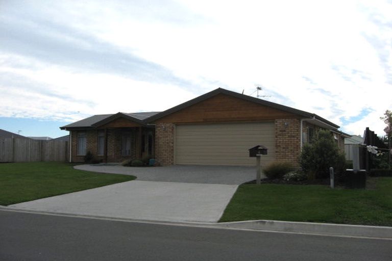 Photo of property in 4 Hitaua Place, Redwoodtown, Blenheim, 7201