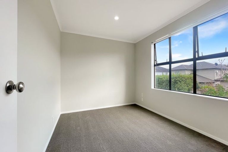 Photo of property in 51 Bluegrey Avenue, Stonefields, Auckland, 1072