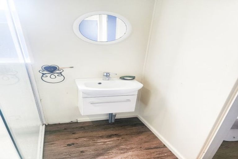 Photo of property in 15 Surrey Street, Orepuki, Riverton, 9881