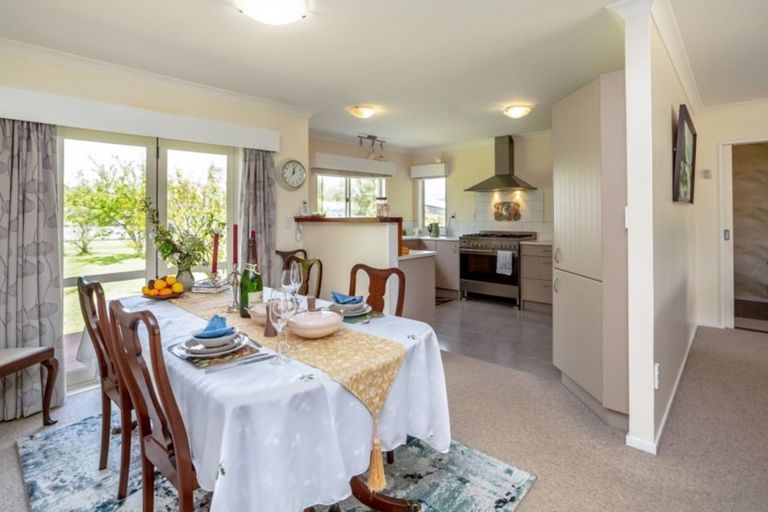 Photo of property in 109 Brandon Street, Featherston, 5710