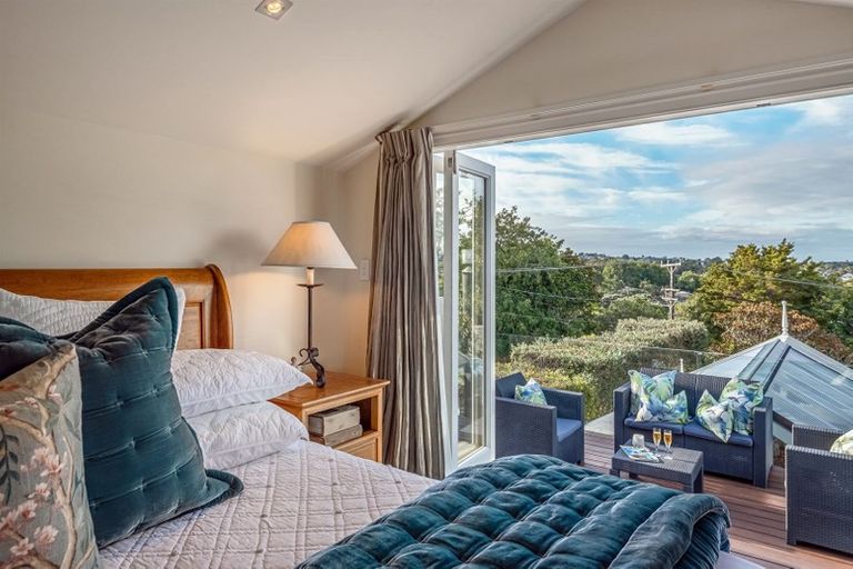 Photo of property in 79 Hinemoa Street, Birkenhead, Auckland, 0626