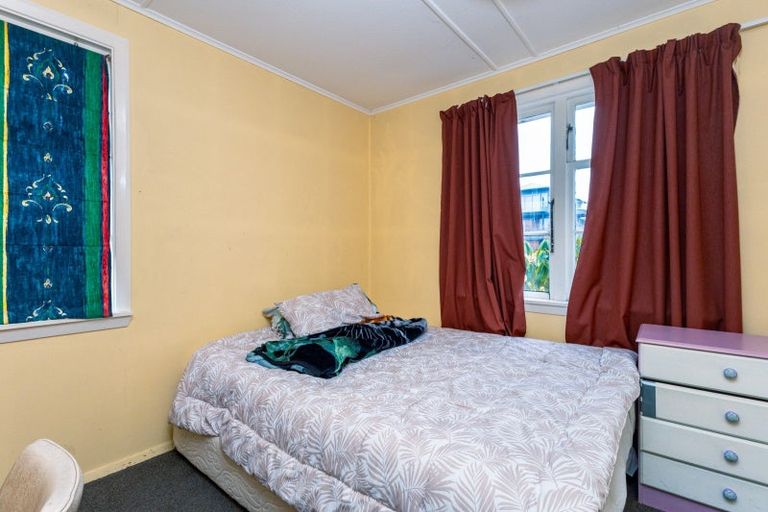 Photo of property in 13 Aorangi Crescent, Lake Tekapo, 7999