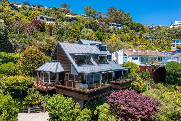Photo of property in 2 The Cliffs, Britannia Heights, Nelson, 7010