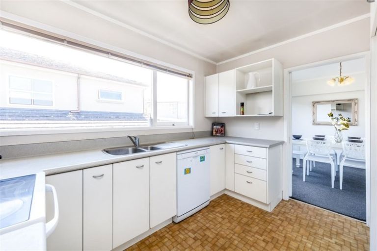 Photo of property in 59 Gordon Avenue, Forrest Hill, Auckland, 0620