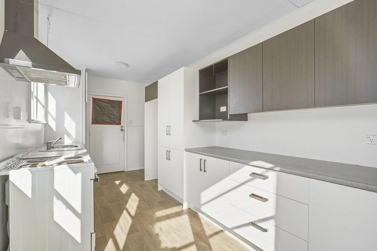 Photo of property in 9 Takahe Street, Frankton, Hamilton, 3204