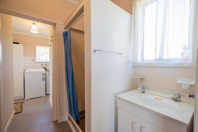 Photo of property in 96 Mackinnon Loop, Te Anau, 9600