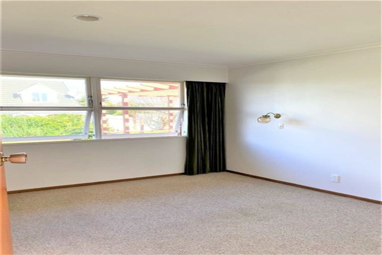 Photo of property in 25 Hinewa Road, Otumoetai, Tauranga, 3110