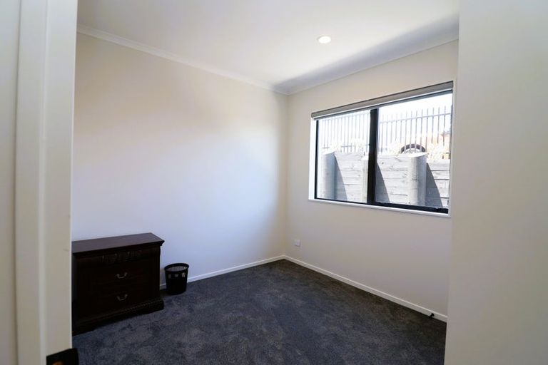 Photo of property in 13 Port Way, Rosehill, Papakura, 2113