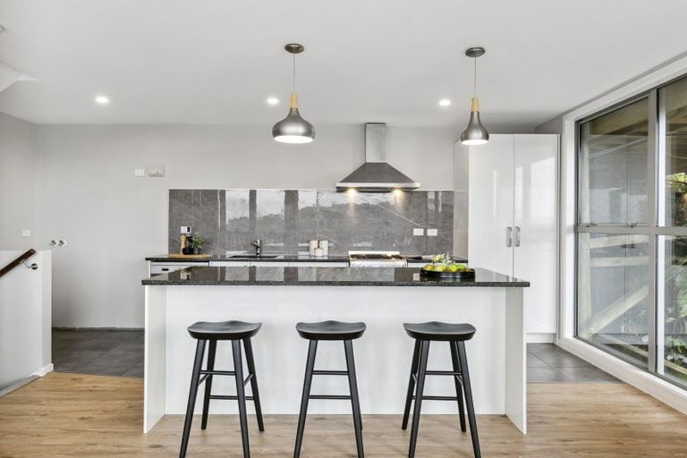 Photo of property in 8 Wineberry Way, Broadmeadows, 6037