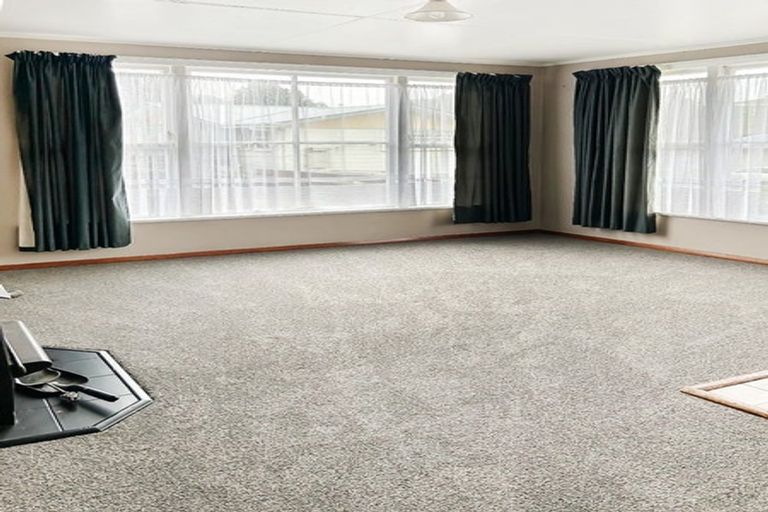 Photo of property in 8 Kingfisher Place, Taihape, 4720