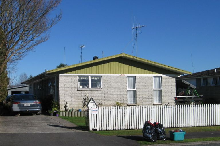 Photo of property in 8 Prior Place, Nawton, Hamilton, 3200