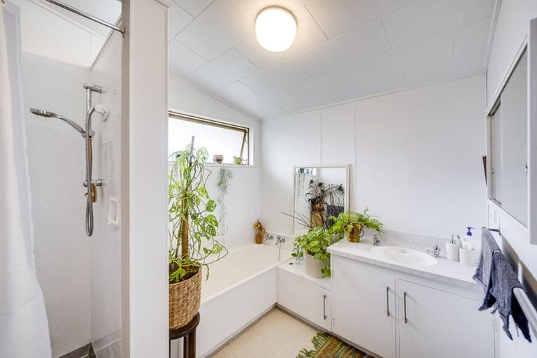 Photo of property in 51 Freyberg Avenue, Tamatea, Napier, 4112