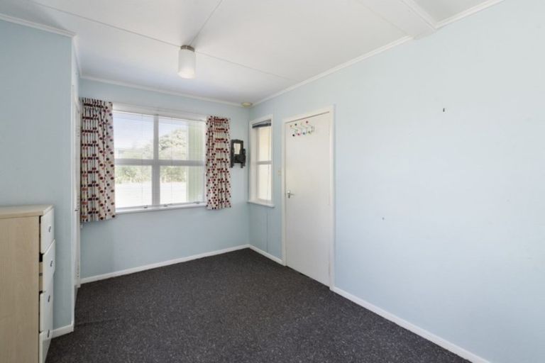 Photo of property in 32 Rua Avenue, Waitarere Beach, Levin, 5510