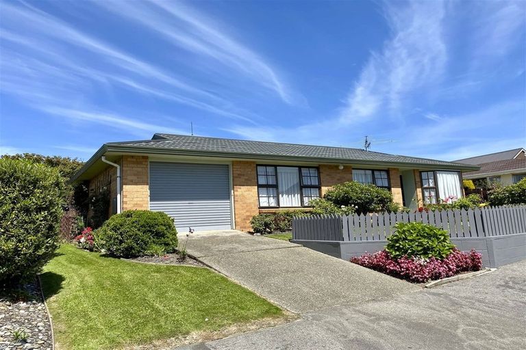 Photo of property in 23 Kauri Terrace, Hargest, Invercargill, 9810