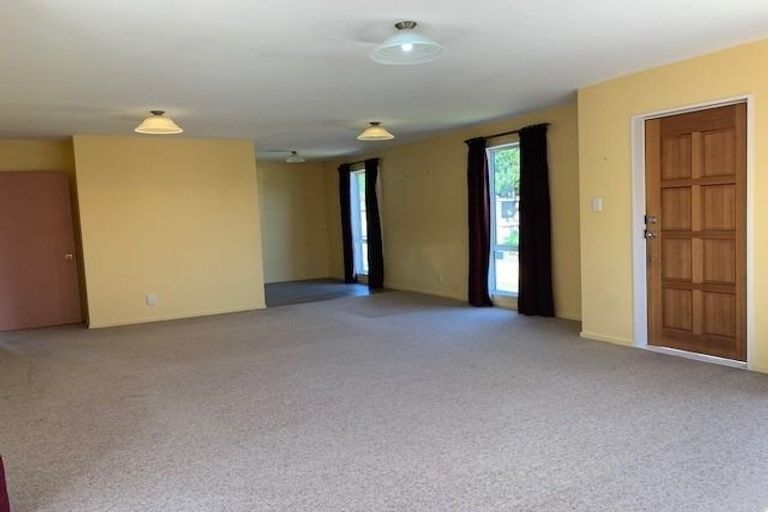 Photo of property in 55 Bayswater Crescent, Bromley, Christchurch, 8062