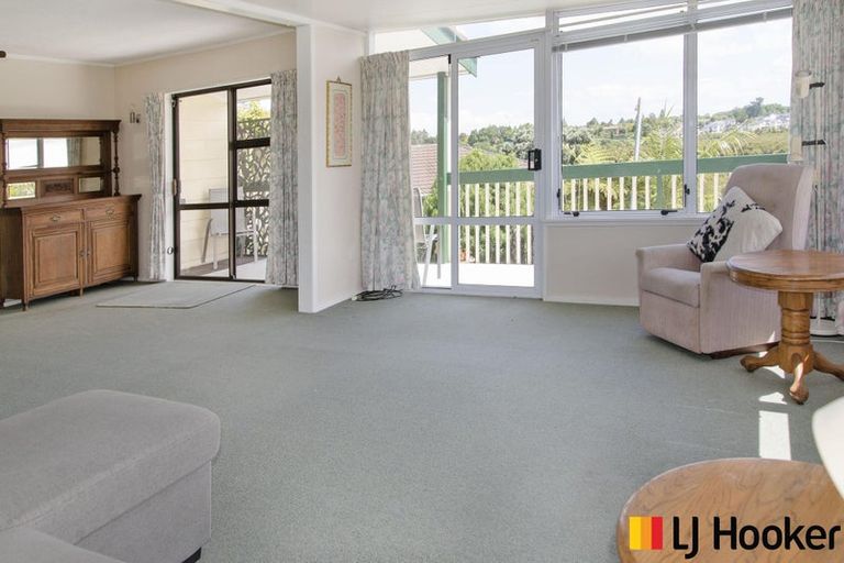Photo of property in 36 Bluewater Place, Wattle Downs, Auckland, 2103