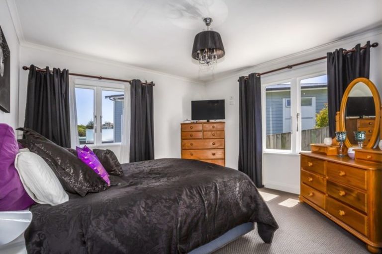 Photo of property in 21 Richard Street, Titahi Bay, Porirua, 5022