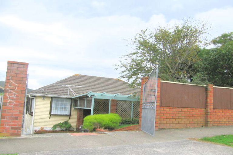 Photo of property in 85 Bell Street, Tawa, Wellington, 5028