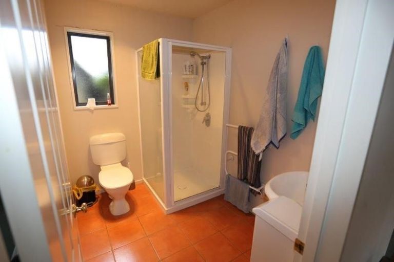 Photo of property in 107a Peverel Street, Riccarton, Christchurch, 8041