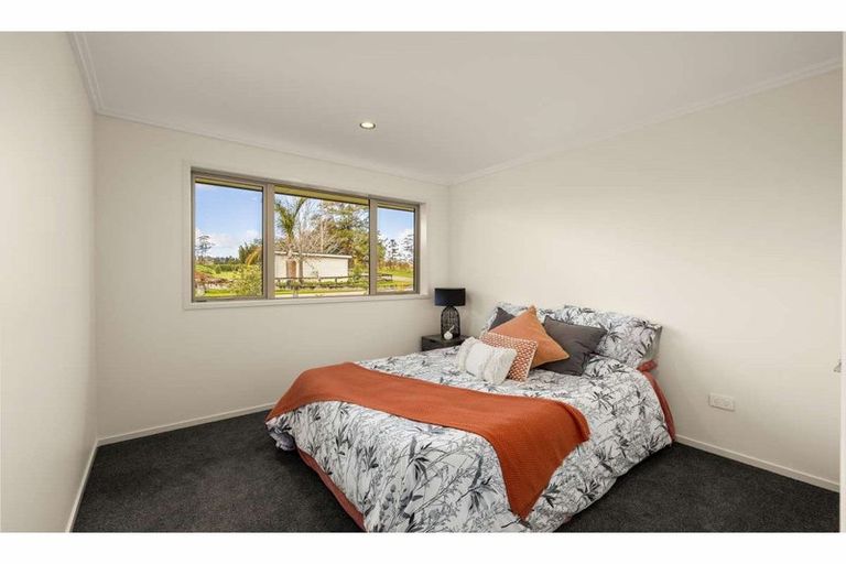 Photo of property in 11a Okura Drive, Kerikeri, 0230