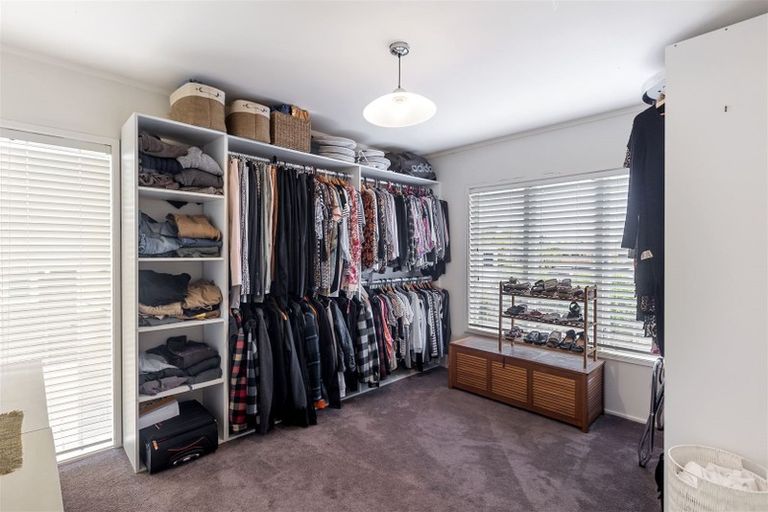 Photo of property in 14 Indus Place, Half Moon Bay, Auckland, 2012